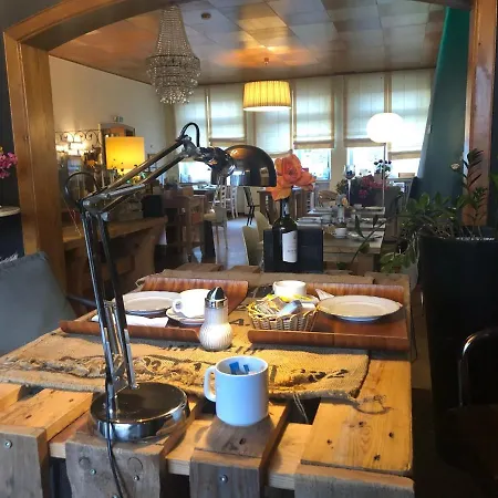 By Beans Parc فندق